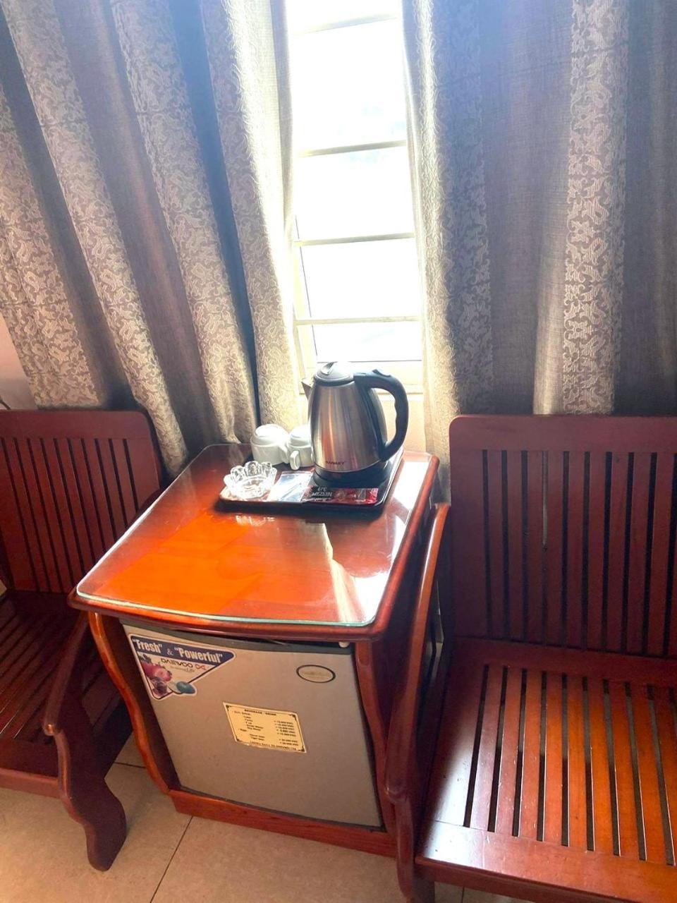 Hong Ha Airport Hotel Thach Loi Zewnętrze zdjęcie